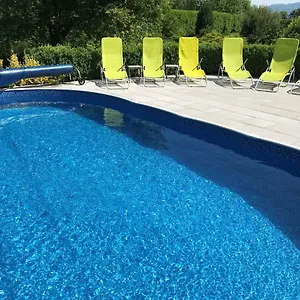 Guest house Dvur Stran & Wellness