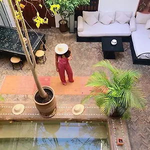 https://riad-les-nuits-de-marrakech.marrakeshhotelsmorocco.com