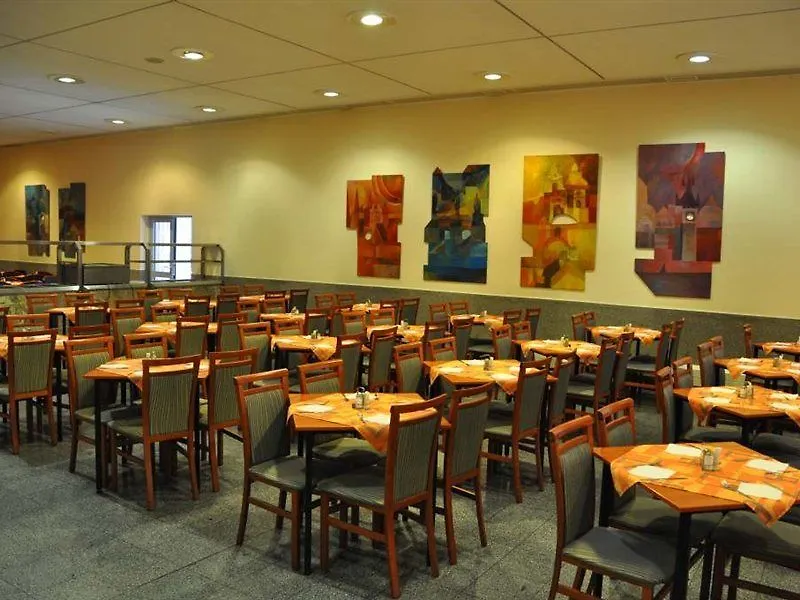Olympik Tristar Hotel Prague 3*,