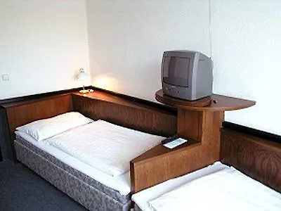 Olympik Tristar Hotel Prague 3*,