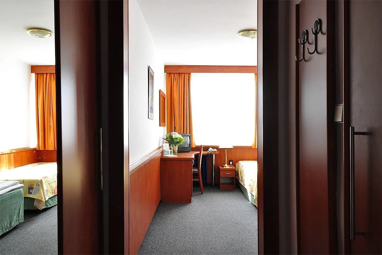 Hotel Olympik Tristar Praga 3*,