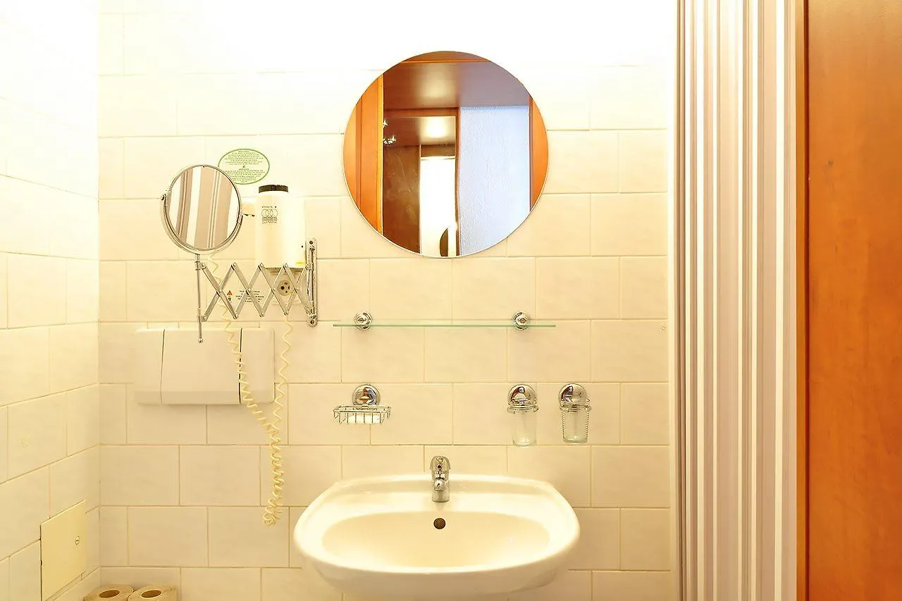 Olympik Tristar Hotel Praag